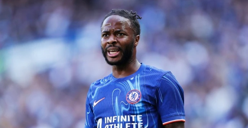 sterling-roi-chelsea-dau-cham-het-cho-mot-thuong-vu-phoi-bay-su-roi-ren-cua-the-blues